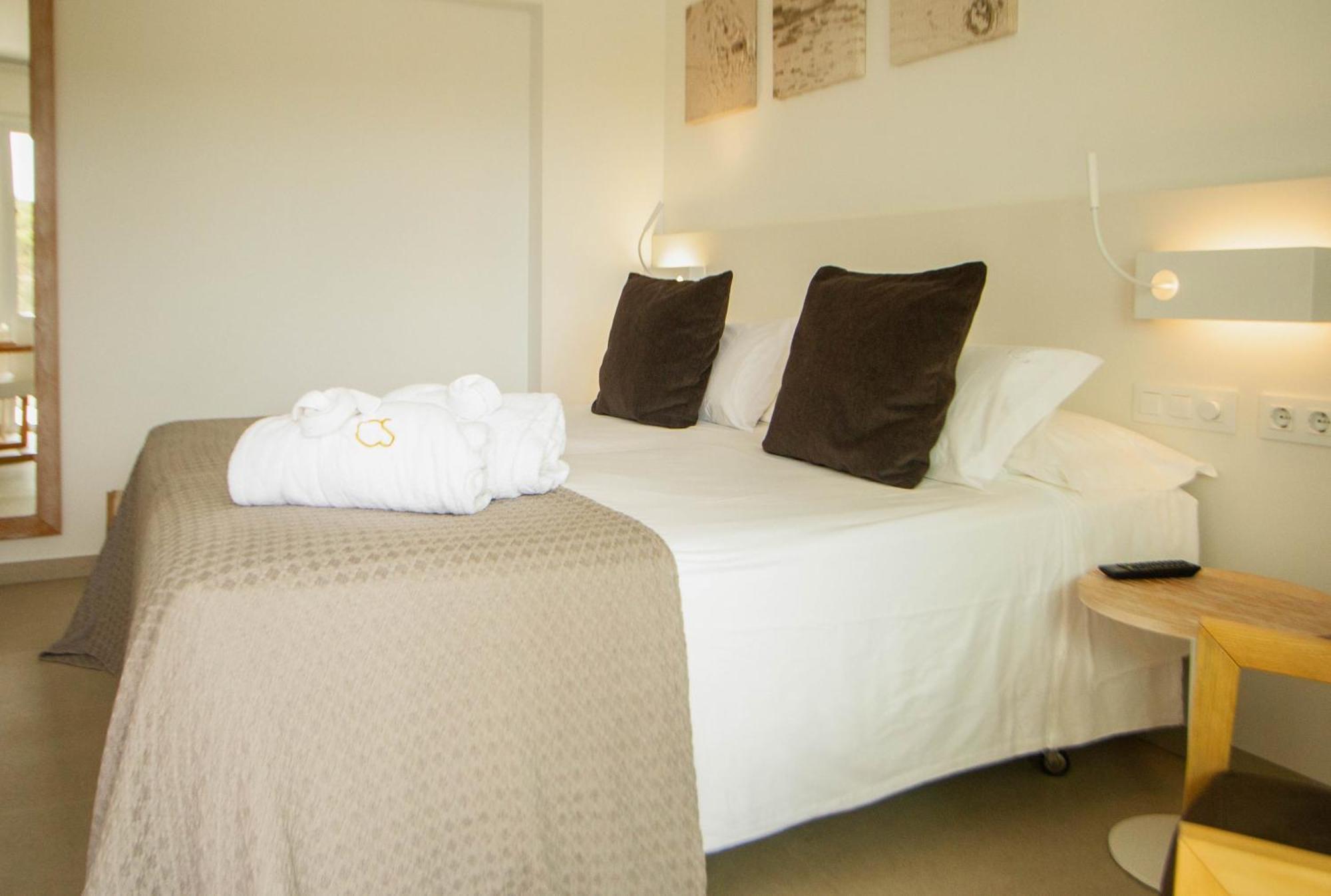 Hotel Cala Saona&Spa Exterior foto